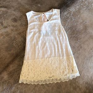 Boutique lace tank